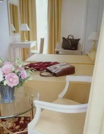 Derby Garibaldi Hotel Paris France